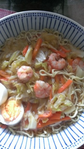 インスタント醤油ラーメンのアレンジレシピ