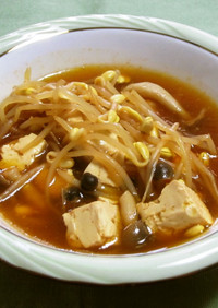 豆腐としめじと豆もやしのキムチ味スープ