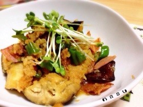 簡単!茄子とベーコンのおろしまみれ