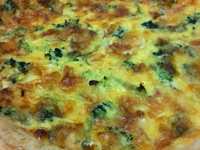 生クリームなしの簡単キッシュ レシピ 作り方 By Sakiminaまま クックパッド 簡単おいしいみんなのレシピが360万品