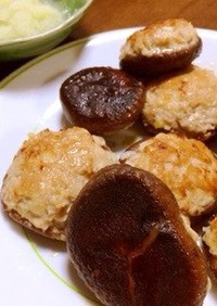 椎茸と鶏のひき肉のコンビステーキ