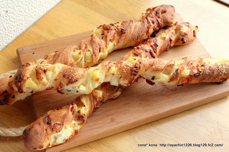 ローズマリーとポテトのスティックパン レシピ 作り方 By あやちん1226 クックパッド 簡単おいしいみんなのレシピが360万品