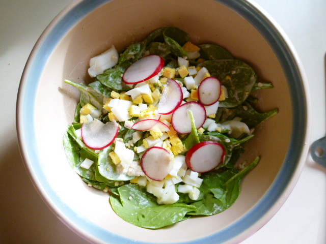 スパイシーなキヌアとほうれん草のプラオ（ピラフ）のレシピ