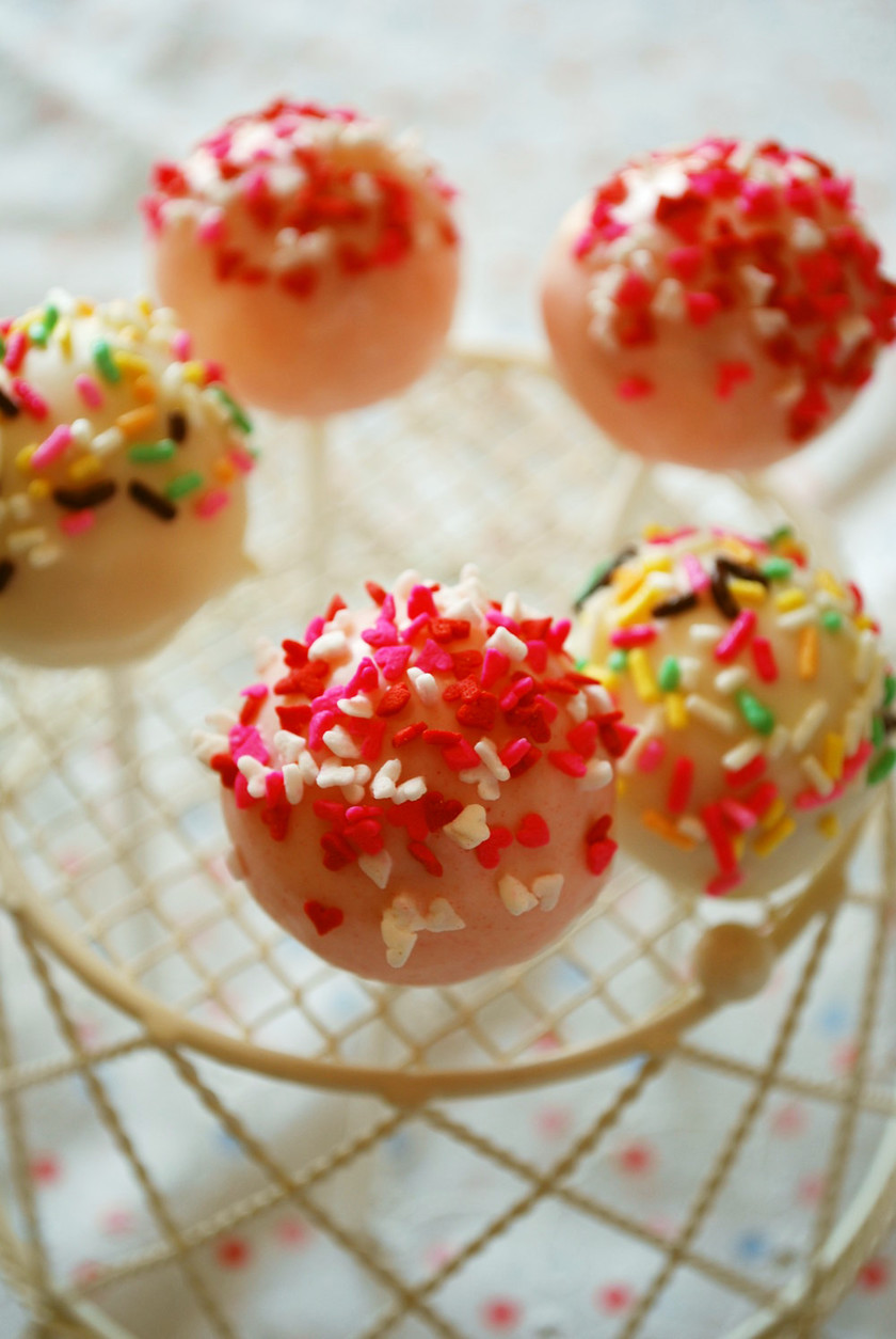 自家製ケーキポップスのレシピ