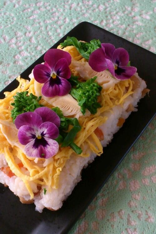 春おもてなし☆菜の花と竹の子のちらし寿司の画像