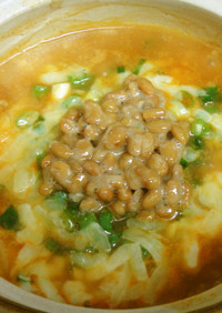 プチッと鍋でキムチ納豆チーズ雑炊
