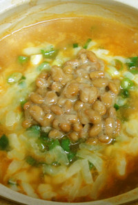 プチッと鍋でキムチ納豆チーズ雑炊