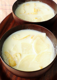 簡単★大根と揚げの豆乳スープ