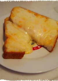 幸せ♡チーズチーズなトースト