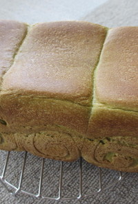 パン用米粉100％の角食