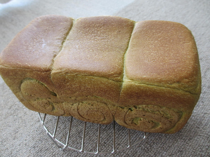 パン用米粉100％の角食の画像
