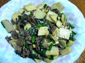 たけのこと牛肉のこっくり炒め物