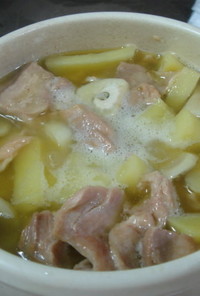 マテ茶鶏とポテトのオイル煮