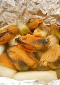 ムール貝と焼き長葱のホイル焼き