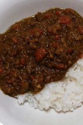 鶏ガラと野菜スープで作るカレー