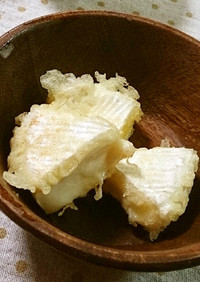 カマンベールチーズの天ぷら。