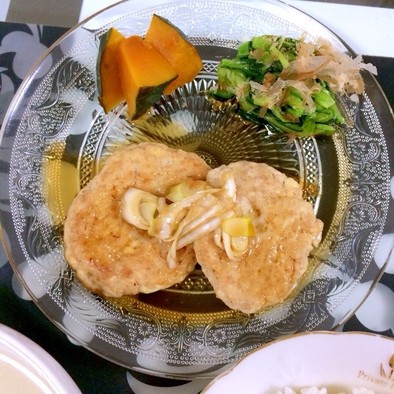 鶏挽肉と豆腐のハンバーグ☆照りネギソースの写真