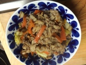 豚肉とキャベツの甘辛ミソ炒め☆