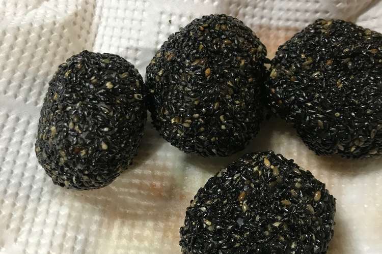 べちゃべちゃご飯救済 ゴマ団子 レシピ 作り方 By くるしゃん クックパッド 簡単おいしいみんなのレシピが354万品