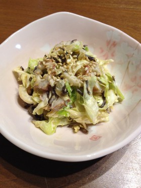 《簡単♪小鉢》キャベツの佃煮昆布マヨ和え
