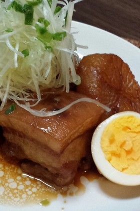 トロトロ豚の角煮~大根・卵添え~