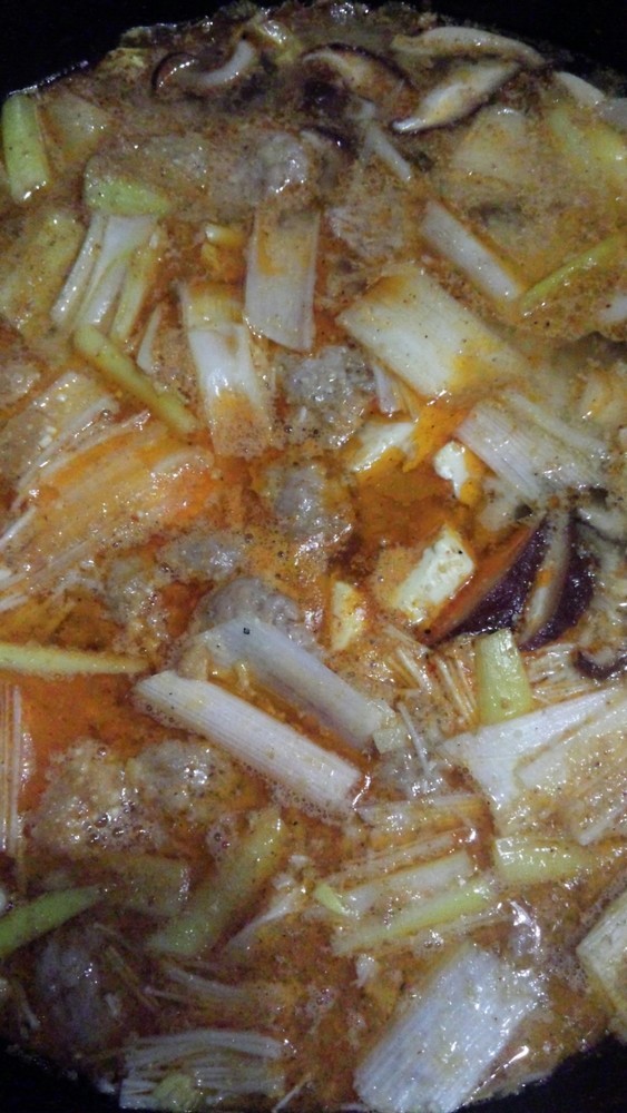 冬味♡ピリ辛味噌豆乳鍋の画像
