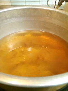 【だしの素と薄口醤油で】関西風うどんつゆ