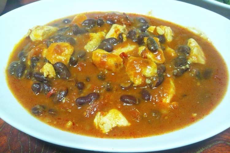 鶏肉とレッドキドニービーンズのピリ辛煮 レシピ 作り方 By Rin Fs31 クックパッド