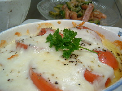 トマトのモッツァレラチーズ焼の写真