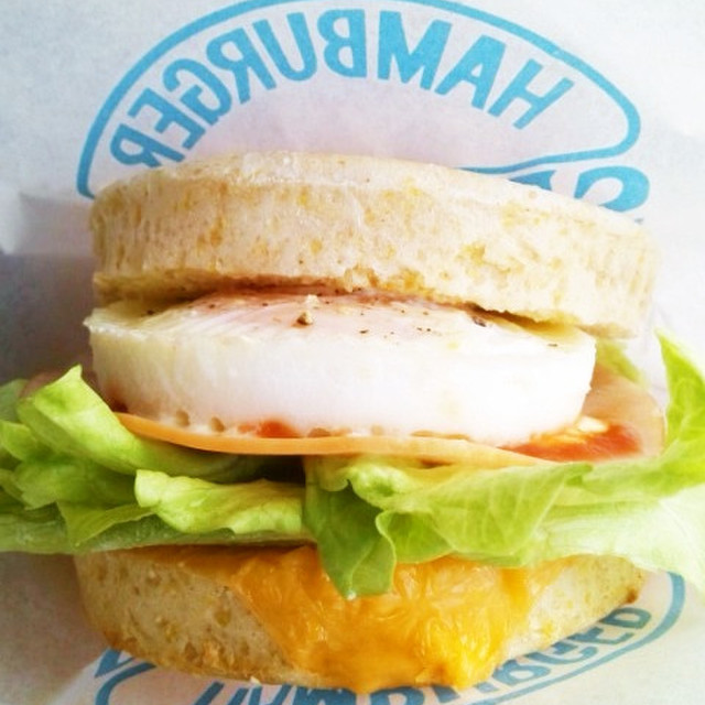 イングリッシュマフィンde簡単サンド レシピ 作り方 By ぢんぴよ クックパッド 簡単おいしいみんなのレシピが351万品