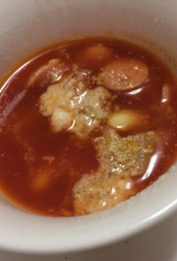 ウインナー・キャベツ・大豆のトマトスープ