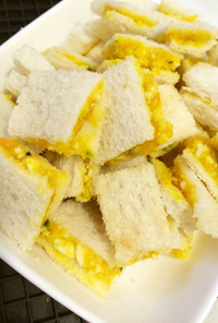 離乳食＊卵×カレー味のチーズinサンド