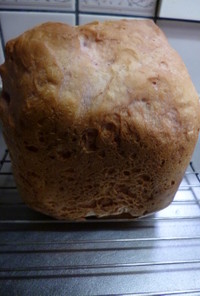 紫芋パウダー入りの食パン