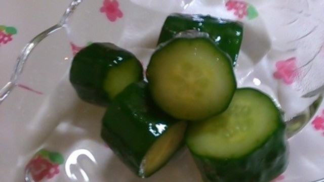 簡単おいしい3分で出来るきゅうりの漬け物 レシピ 作り方 By のりにてぃ クックパッド
