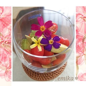 アボカドとプチトマトのお花見サラダ♪