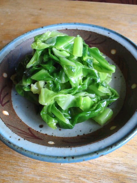 春キャベツ 外葉 漬け物サラダの画像