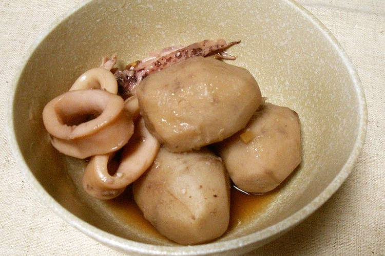 里芋と剣先いかの煮物 レシピ 作り方 By あいちばー クックパッド 簡単おいしいみんなのレシピが371万品