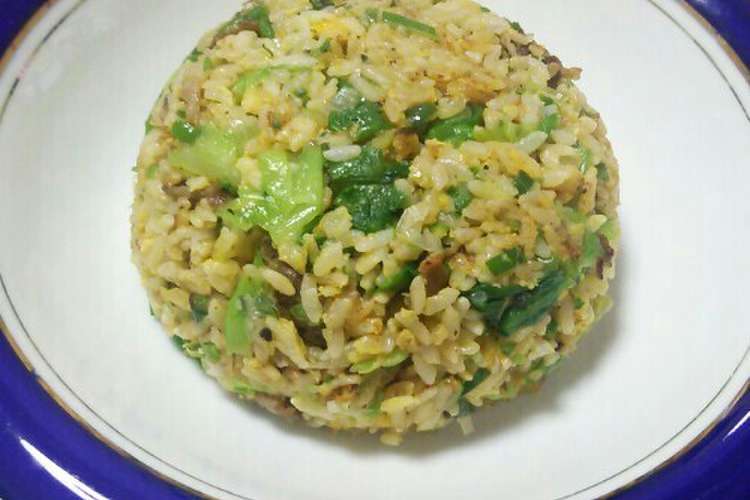 香味ペーストでパラパラにんにくチャーハン レシピ 作り方 By とりいと クックパッド 簡単おいしいみんなのレシピが352万品