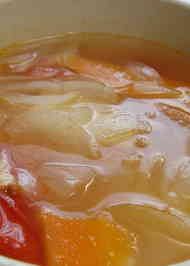 カロリー 野菜 スープ 鶏ガラスープのカロリーはどれぐらい？栄養をアップさせる具材も紹介