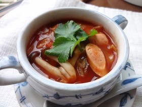 酸味まろやか トマトとキャベツのスープ