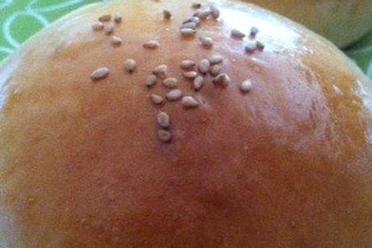 手捏ねで簡単 ふんわりハンバーガーバンズ レシピ 作り方 By ｕｔａｐｅ クックパッド 簡単おいしいみんなのレシピが360万品