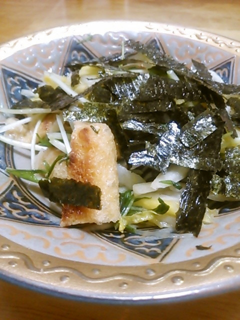 白菜と水菜と油揚げのサラダの画像