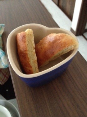 ホットケーキミックスと豆腐のふわふわパン