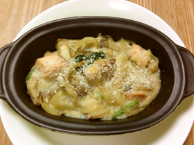 鮭としめじの豆乳グラタン