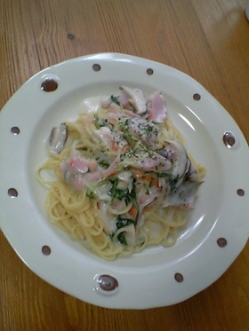 ありあわせチーズクリームパスタ