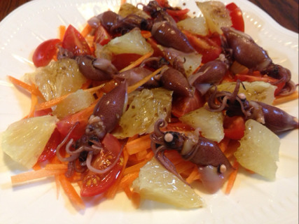 ホタルイカとグレープフルーツのサラダの画像