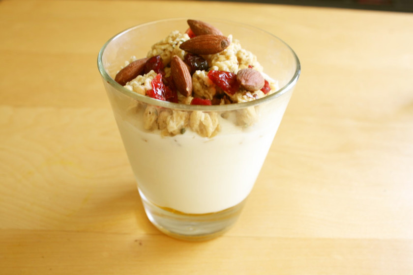 メープル・アーモンド・クランベリー・グラノーラのレシピ・作り方