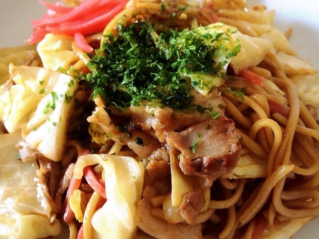 古くさい懐かしのソース焼きそば レシピ 作り方 By 上手にできるかな クックパッド 簡単おいしいみんなのレシピが352万品