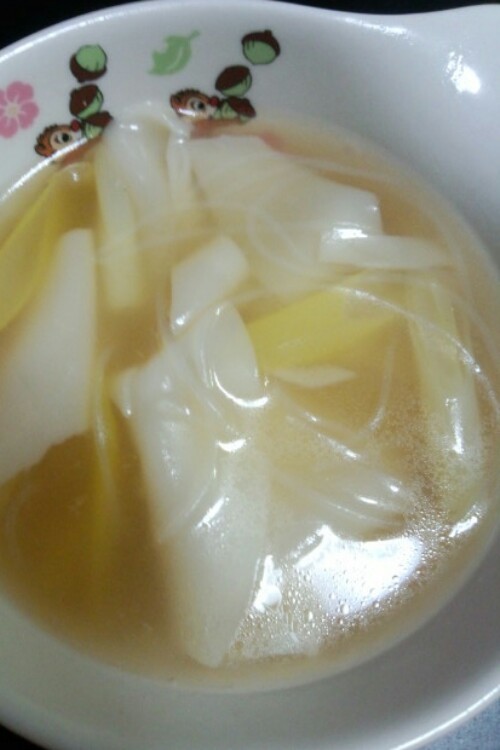 餃子の皮リメイク！ワンタンスープの画像