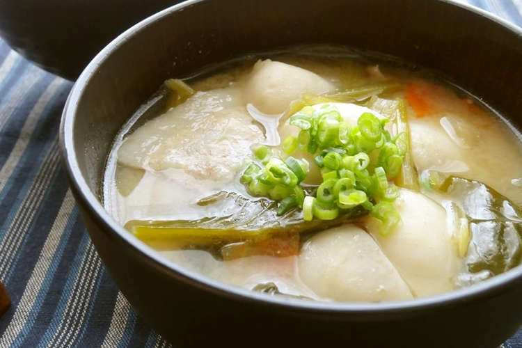 里芋と豚肉の具だくさんのお味噌汁 レシピ 作り方 By さとこぱんたーに クックパッド 簡単おいしいみんなのレシピが354万品